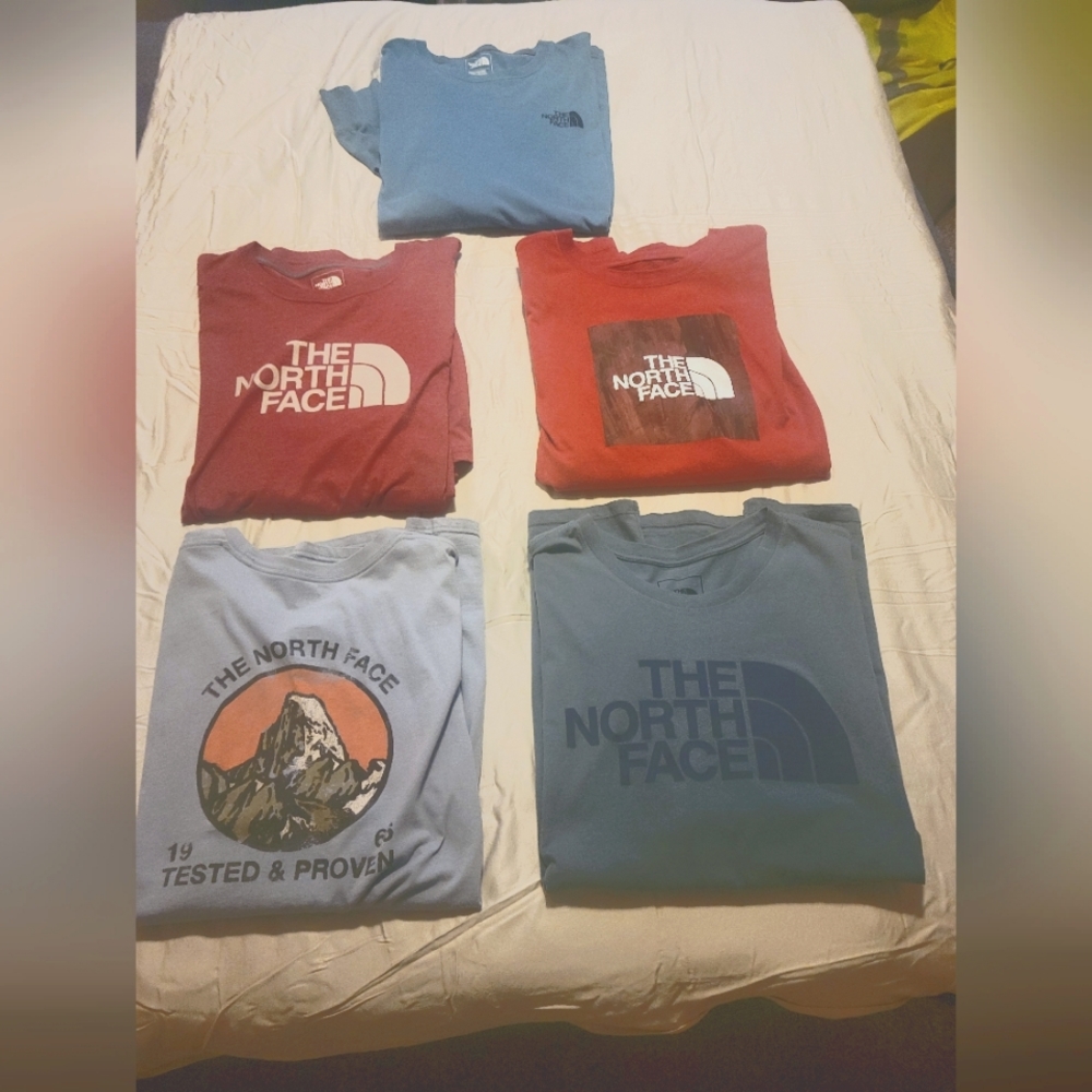 Lot of 5 North Face T-shirts, all shirts  XXL.